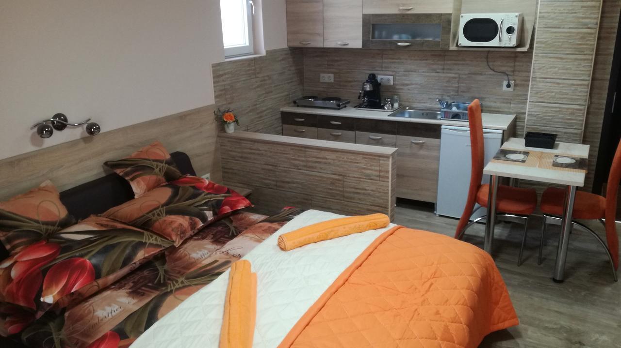 דירות Mosonmagyaróvár Keri Vendeghaz מראה חיצוני תמונה
